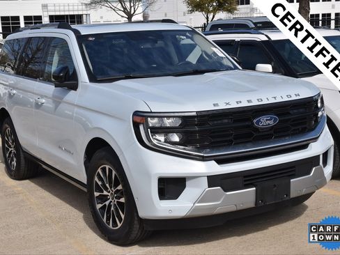 Certified 2025 Ford Expedition Platinum image 4