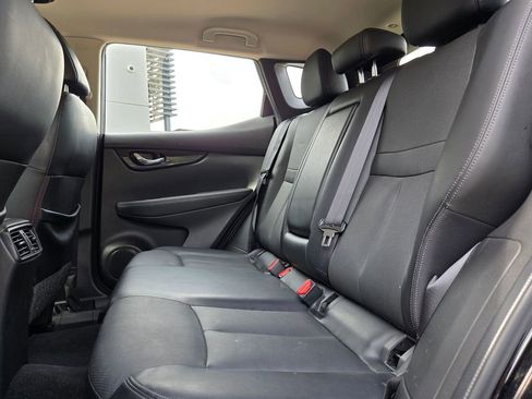 Used 2019 Nissan Rogue Sport SL FWD image 24