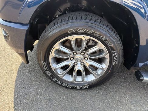Used 2022 RAM 1500 Laramie w/ Sport Appearance Package AWD/4WD image 29