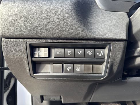 Used 2024 Toyota Tundra Limited image 22