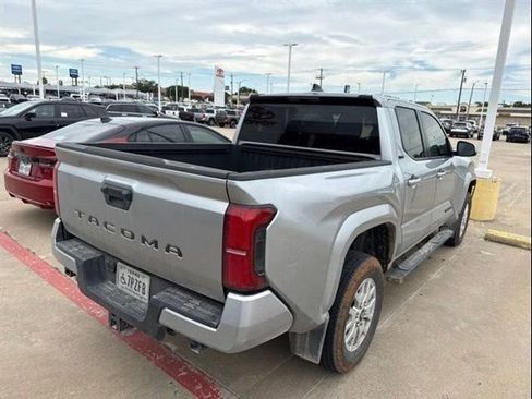 Used 2024 Toyota Tacoma SR5 RWD image 8