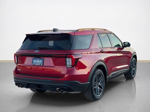 New 2026 Ford Explorer ST w/ Sun And Sound Package image 7