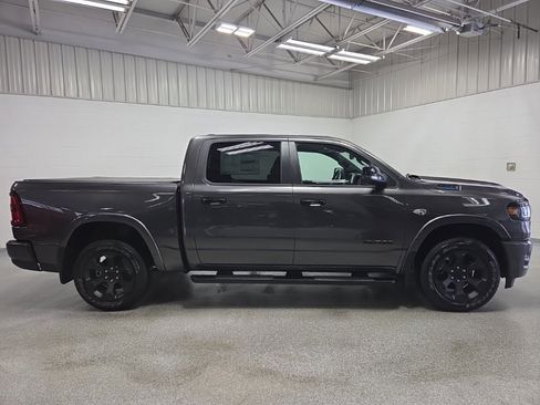 New 2026 RAM 1500 4x4 Crew Cab image 8