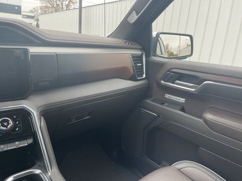 Used 2024 GMC Sierra 1500 Denali w/ Denali Reserve Package image 19