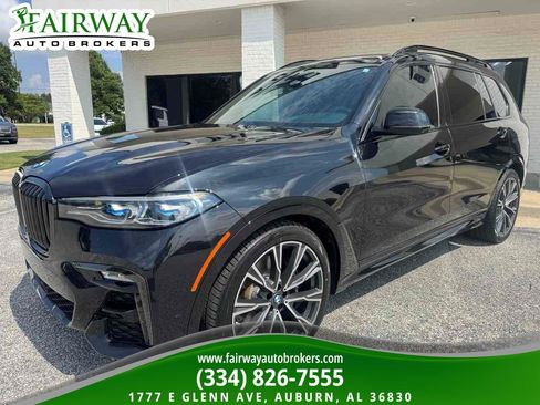 Used 2021 BMW X7 M50i AWD/4WD image 2