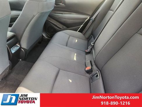 Used 2026 Toyota Corolla LE FWD image 30