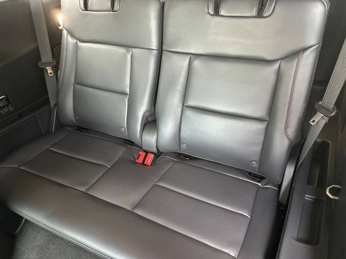 New 2026 Ford Explorer ST-Line w/ ST-Line Street Pack RWD image 15