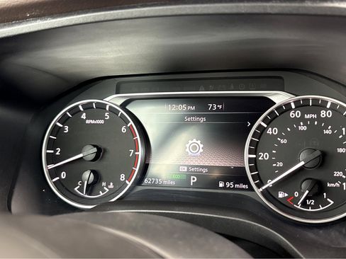Used 2023 Nissan Rogue S FWD image 5
