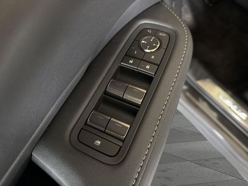 Certified 2026 Lexus TX 350 FWD w/ Convenience Package image 9
