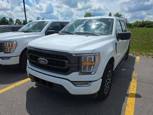Used 2023 Ford F150 XLT AWD/4WD image 3