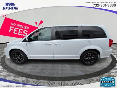 Used 2018 Dodge Grand Caravan SE FWD image 10
