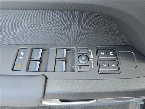 New 2026 Land Rover Defender 130 V8 image 26