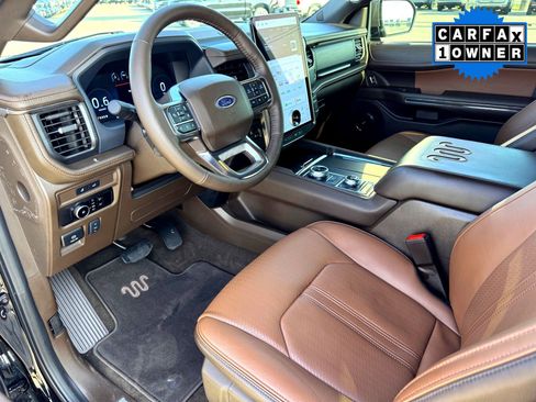Used 2024 Ford Expedition Max King Ranch image 11