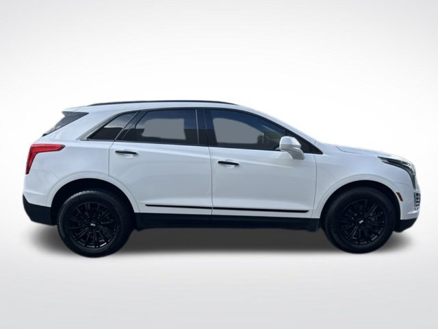 Used 2018 Cadillac XT5 Luxury w/ Driver Awareness Package FWD image 7
