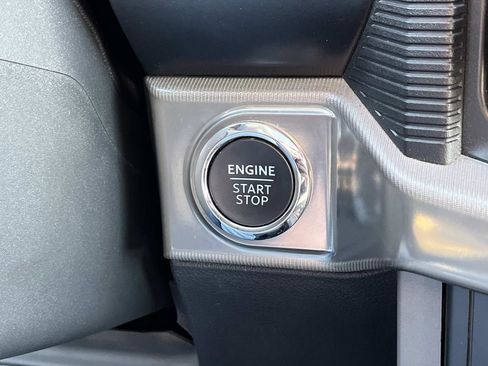 Used 2024 Ford F150 Lariat w/ Equipment Group 502A High image 34