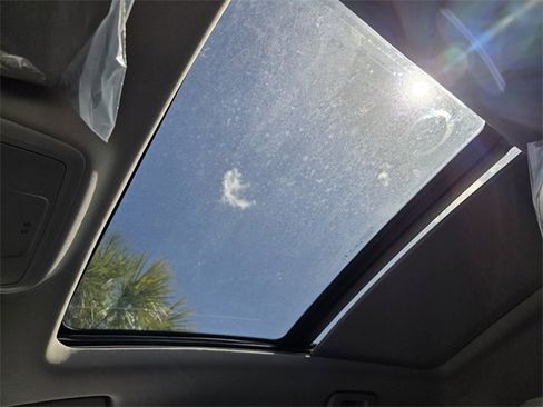 New 2026 GMC Terrain Denali w/ LPO, Floor Liner Package image 33