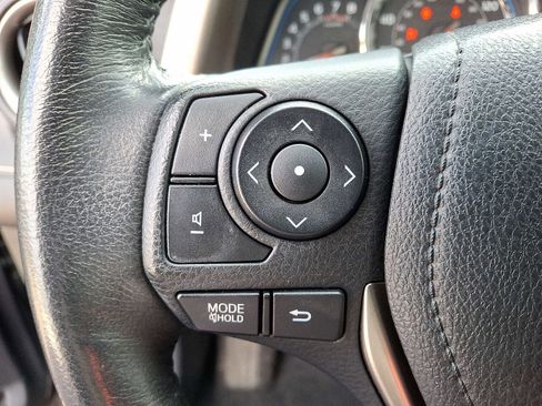 Used 2013 Toyota RAV4 Limited image 25