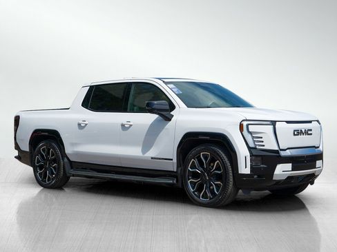 Used 2025 GMC Sierra EV Denali AWD/4WD image 7