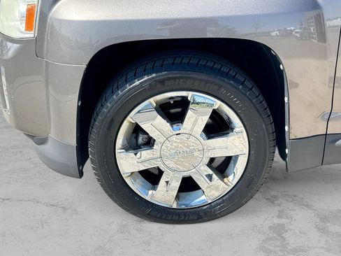 Used 2012 GMC Terrain SLT w/ Chrome and Technology Package AWD/4WD image 17