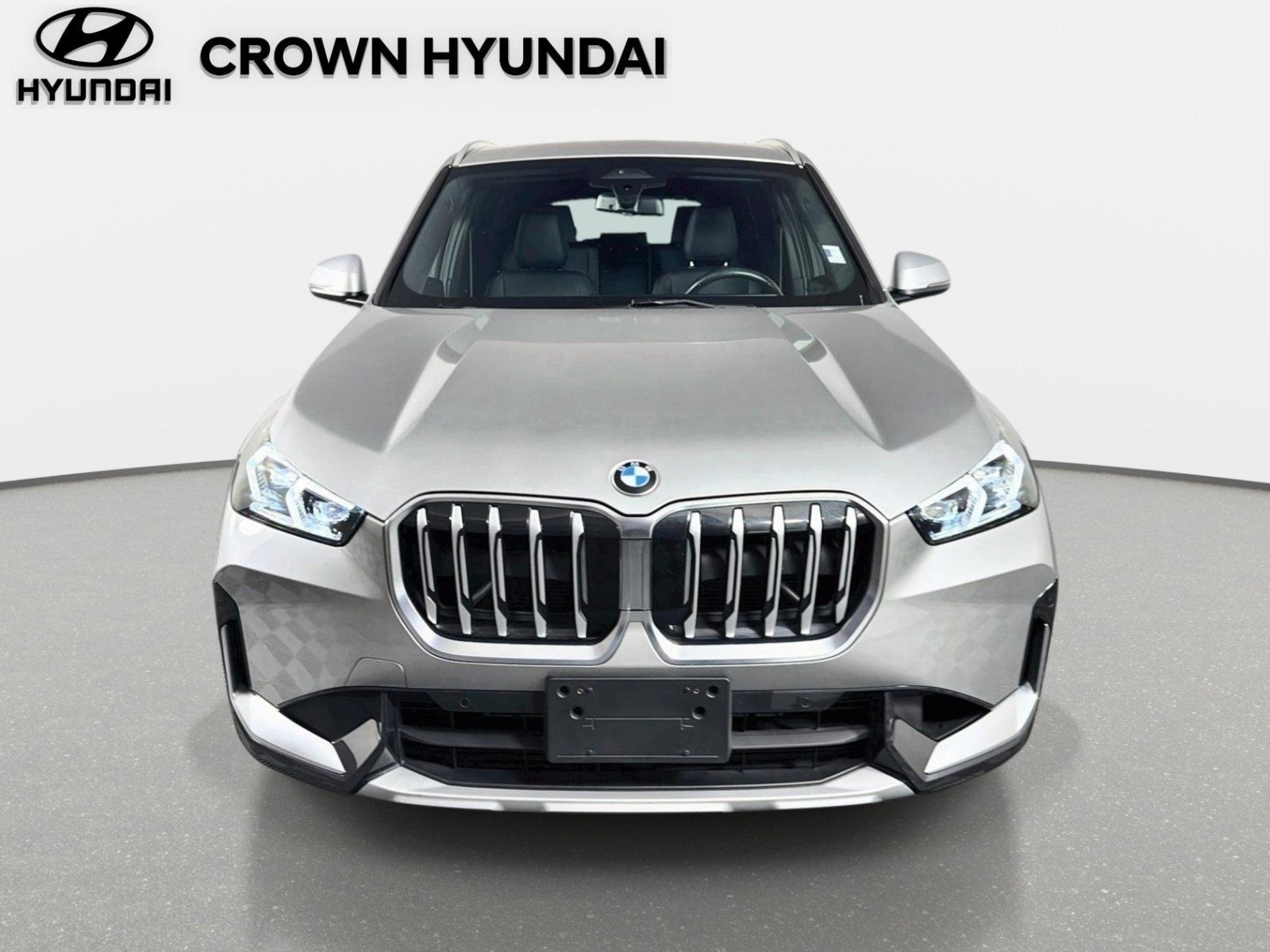 Used 2023 BMW X1 xDrive28i w/ Convenience Package AWD/4WD image 2