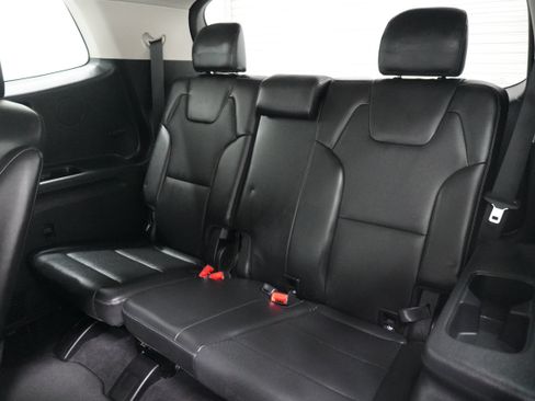 Used 2020 Kia Telluride S FWD image 14