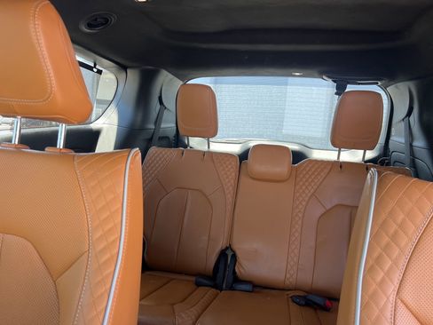 Used 2022 Chrysler Pacifica Pinnacle FWD image 26