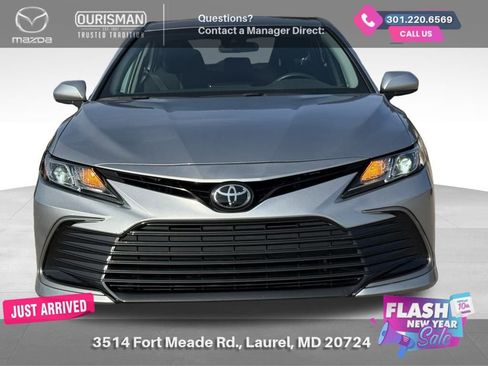 Used 2024 Toyota Camry LE image 2