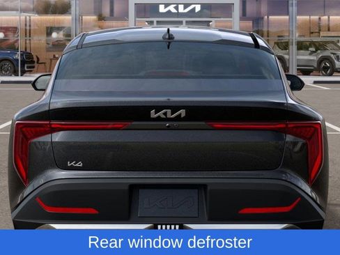 New 2025 Kia K4 LX image 14