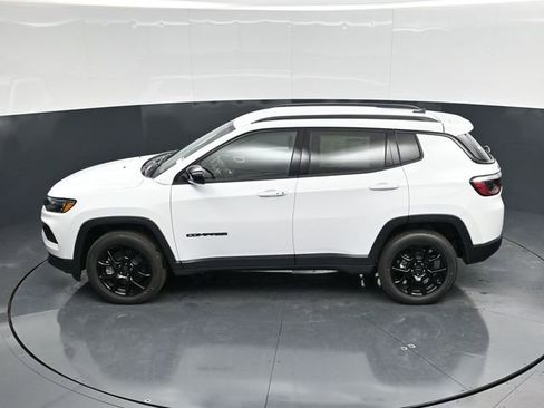 New 2026 Jeep Compass Altitude image 47