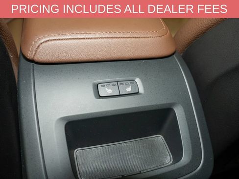 Used 2025 Volvo V60 B5 Cross Country Plus AWD/4WD image 8