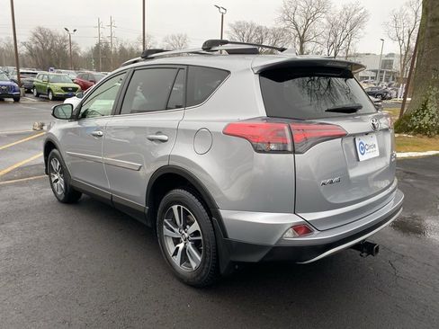 Used 2018 Toyota RAV4 XLE image 8