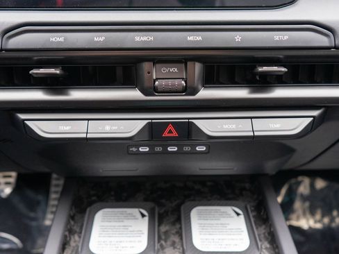 New 2027 Kia Telluride SX Prestige X-Pro AWD/4WD image 32