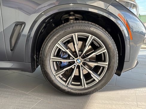 Used 2022 BMW X5 xDrive40i w/ M Sport Package image 56