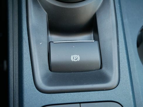 Used 2025 Ford Maverick XLT w/ XLT Luxury Package image 32