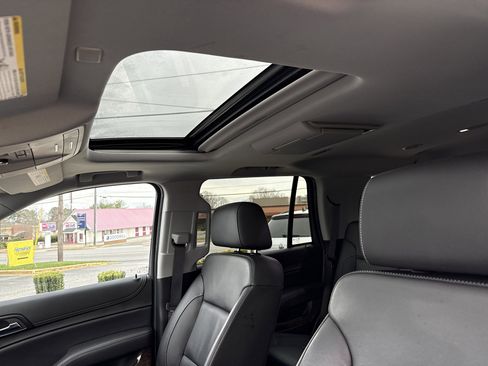 Used 2020 Chevrolet Tahoe LT image 28