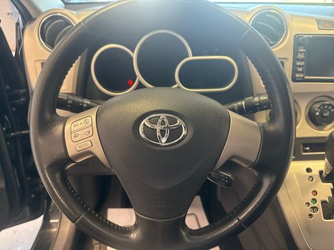 Used 2010 Toyota Matrix S FWD image 18