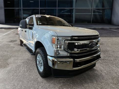Used 2022 Ford F250 XL w/ STX Appearance Package AWD/4WD image 4