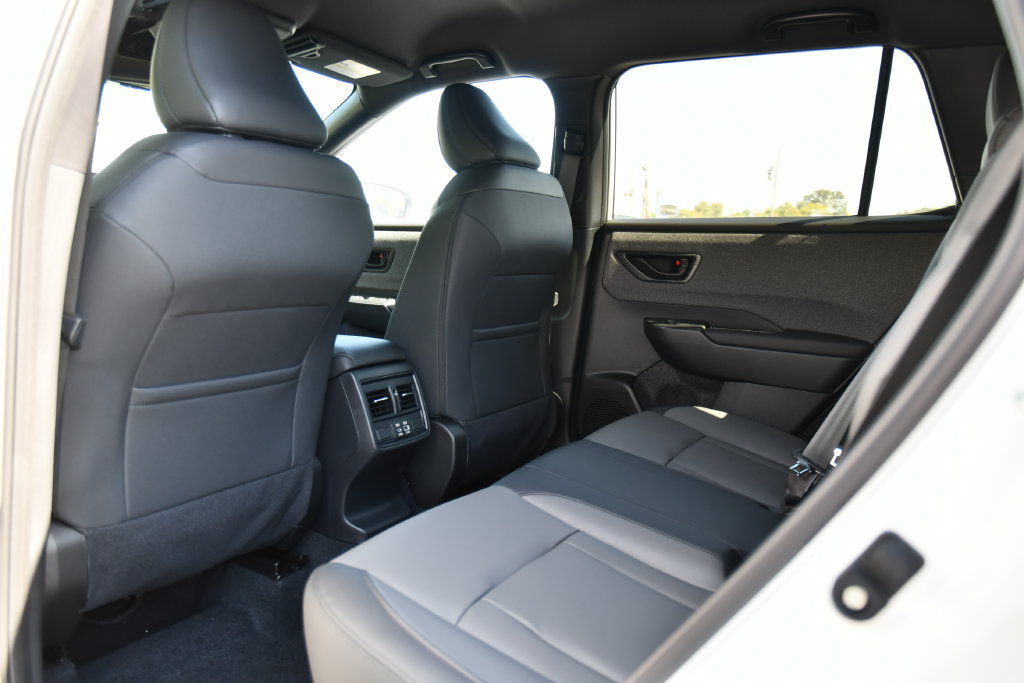New 2026 Subaru Outback Premium AWD/4WD image 17