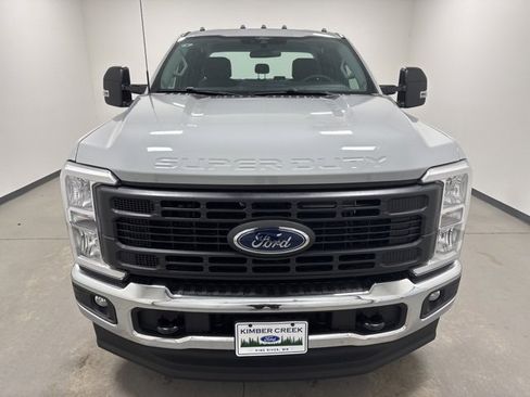 New 2026 Ford F250 XL w/ XL Chrome Package image 2