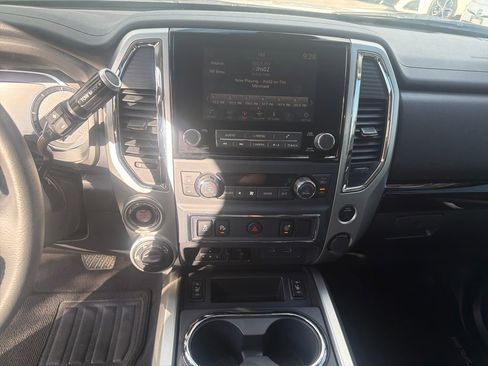 Certified 2024 Nissan Titan SV w/ SV Convenience Package image 33