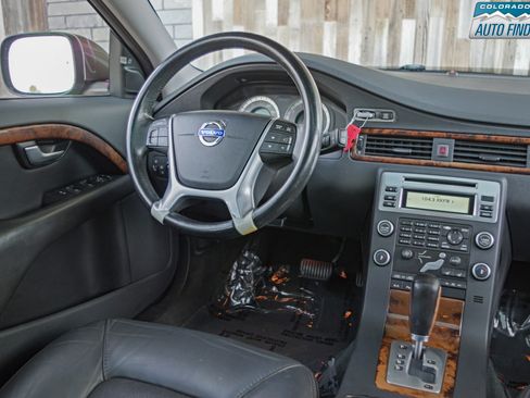 Used 2010 Volvo XC70 T6 image 16