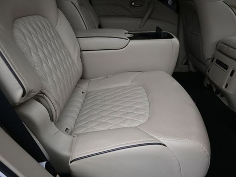 Used 2022 INFINITI QX80 Sensory w/ Cargo Package image 24