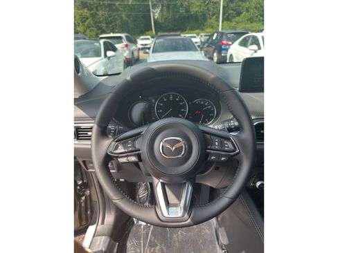 New 2025 MAZDA CX-5 AWD 2.5 S w/ Premium Plus Pkg image 17