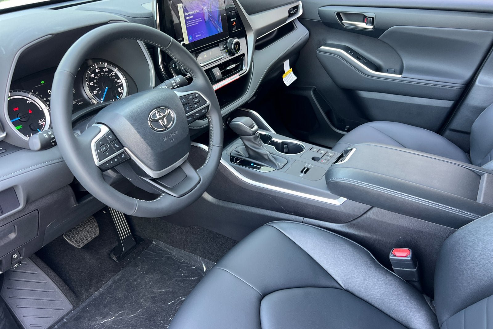 New 2026 Toyota Highlander XLE AWD/4WD image 11
