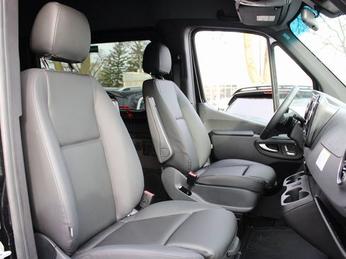 New 2026 Mercedes-Benz Sprinter 2500 image 25