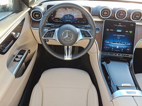 Certified 2025 Mercedes-Benz C 300 4MATIC image 11