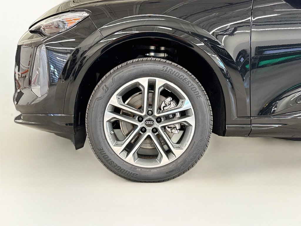 New 2026 Audi Q5 Premium Plus AWD/4WD image 25