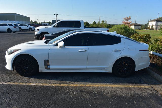 Used 2018 Kia Stinger Premium AWD/4WD image 5