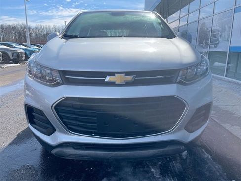 Used 2018 Chevrolet Trax LS image 27