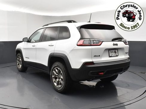 Used 2022 Jeep Cherokee Trailhawk AWD/4WD image 4